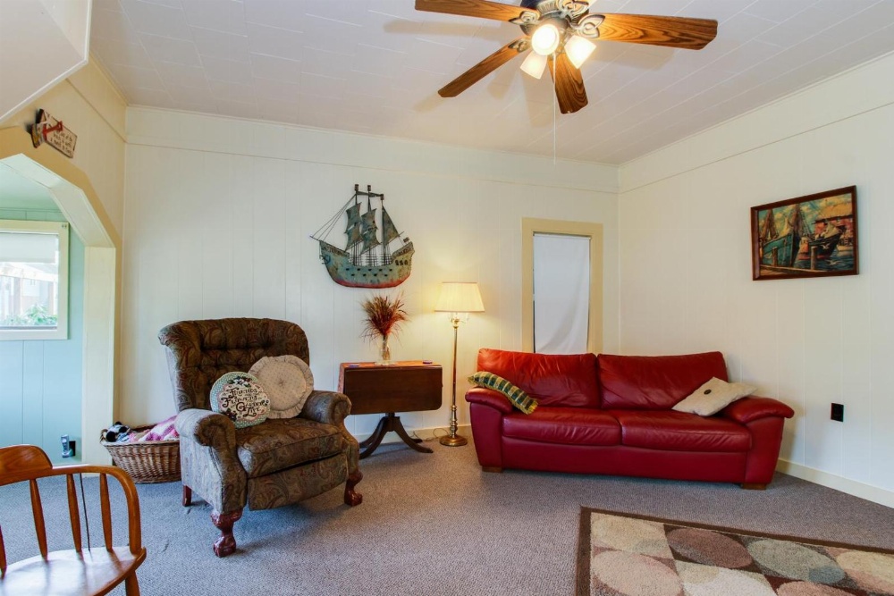 Captain's Cottage Main image